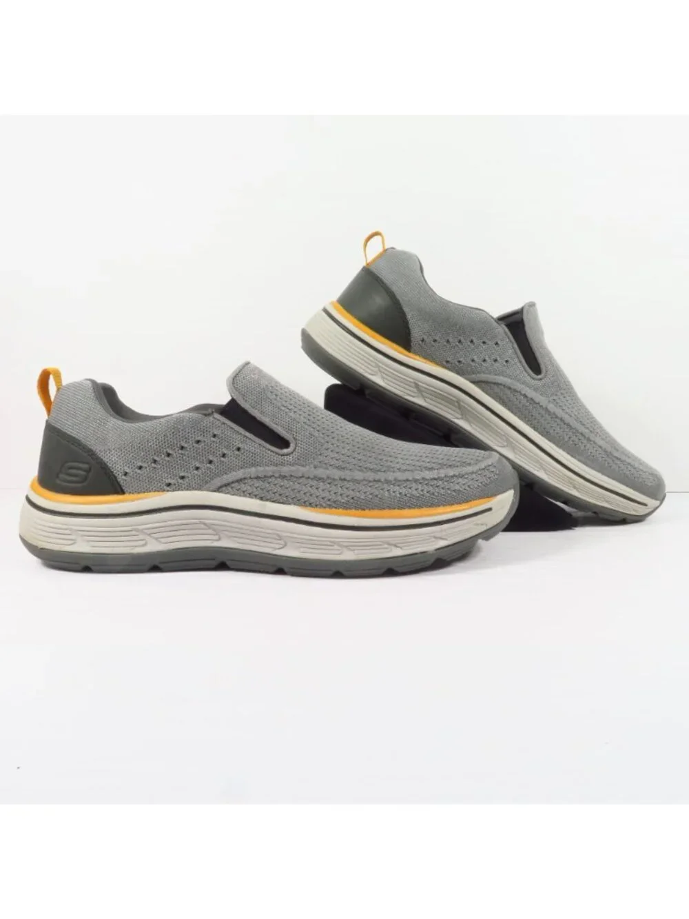 Skechers Men's Relaxed Fit Remaxed Edlow Sz 11 Charcoal Gray Slip On 204375